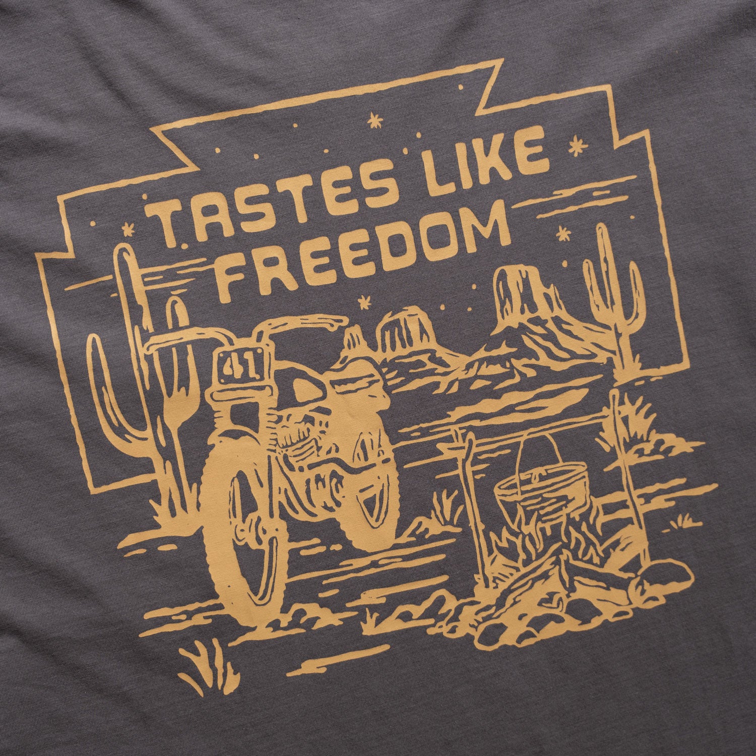 messermeister-x-inr-moto-pocket-t-shirt-field-and-flame-kollektion image 3