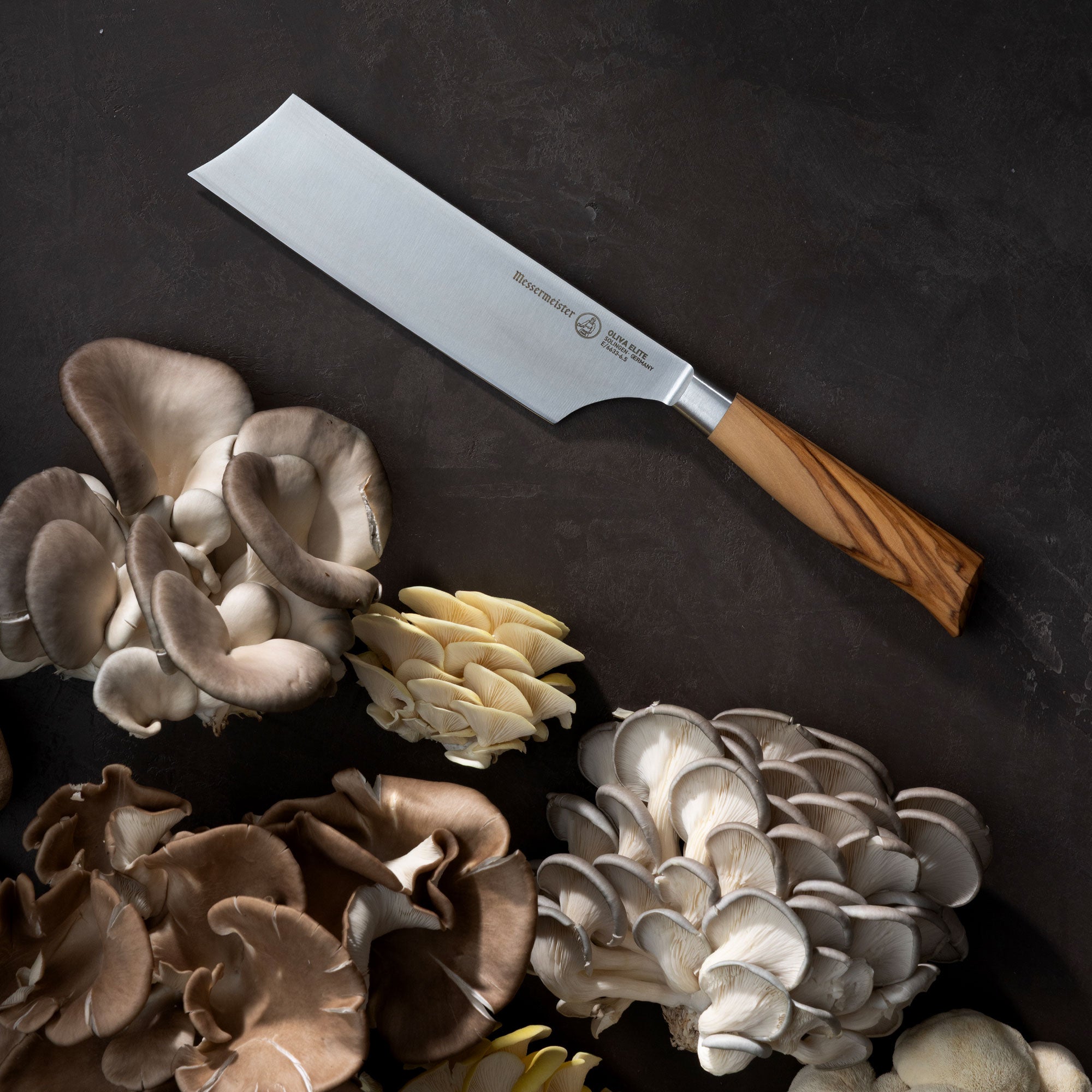 messermeister-oliva-elite-nakiri-messer-16-5-cm-6-5 image 4