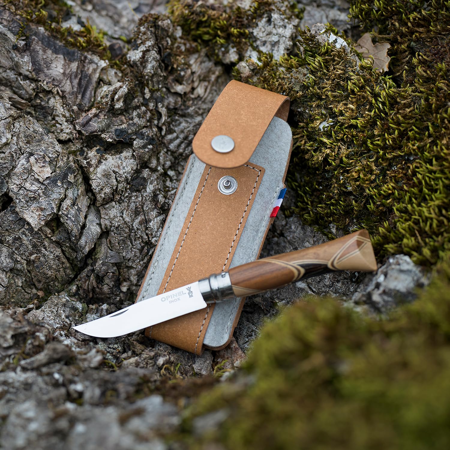 opinel-outdoor-etui-l-braun-aus-recyceltem-leder-r-pet-filz image 4