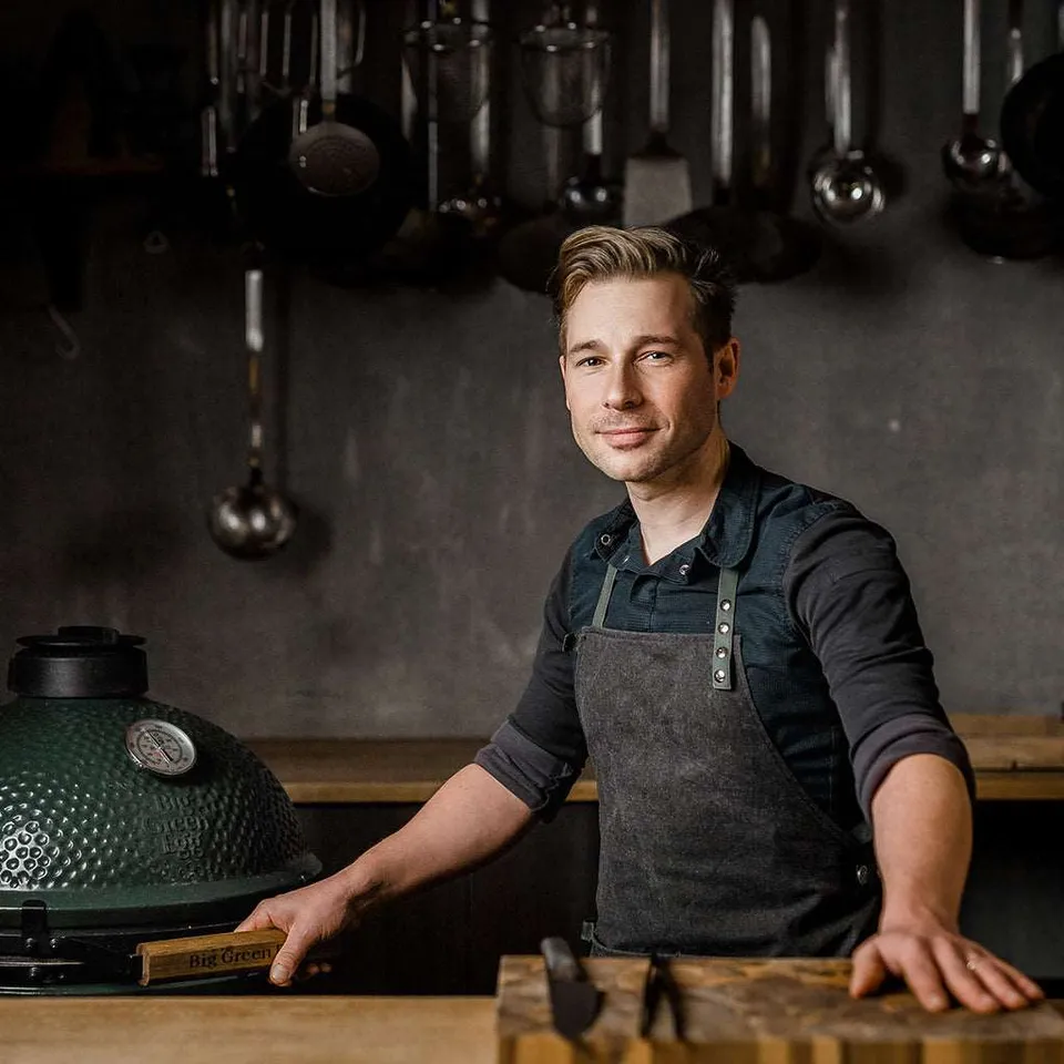 nesmuk-genussloft-eventticket-der-wilde-norden-fine-bbq-mit-nils-jorra-und-tobia image 1