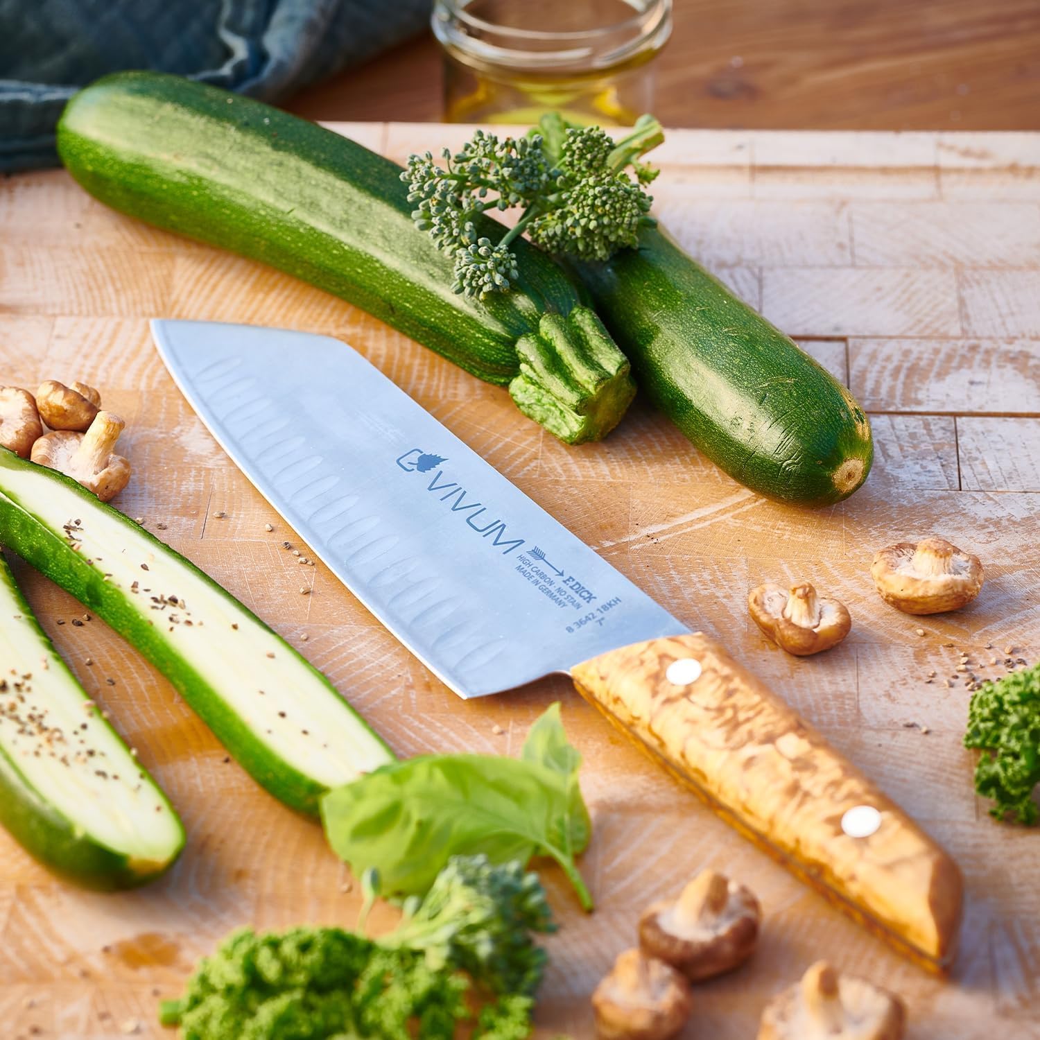 f-dick-vivum-santoku-18-cm-kullenschliff-birkenholz-83642182kh image 6