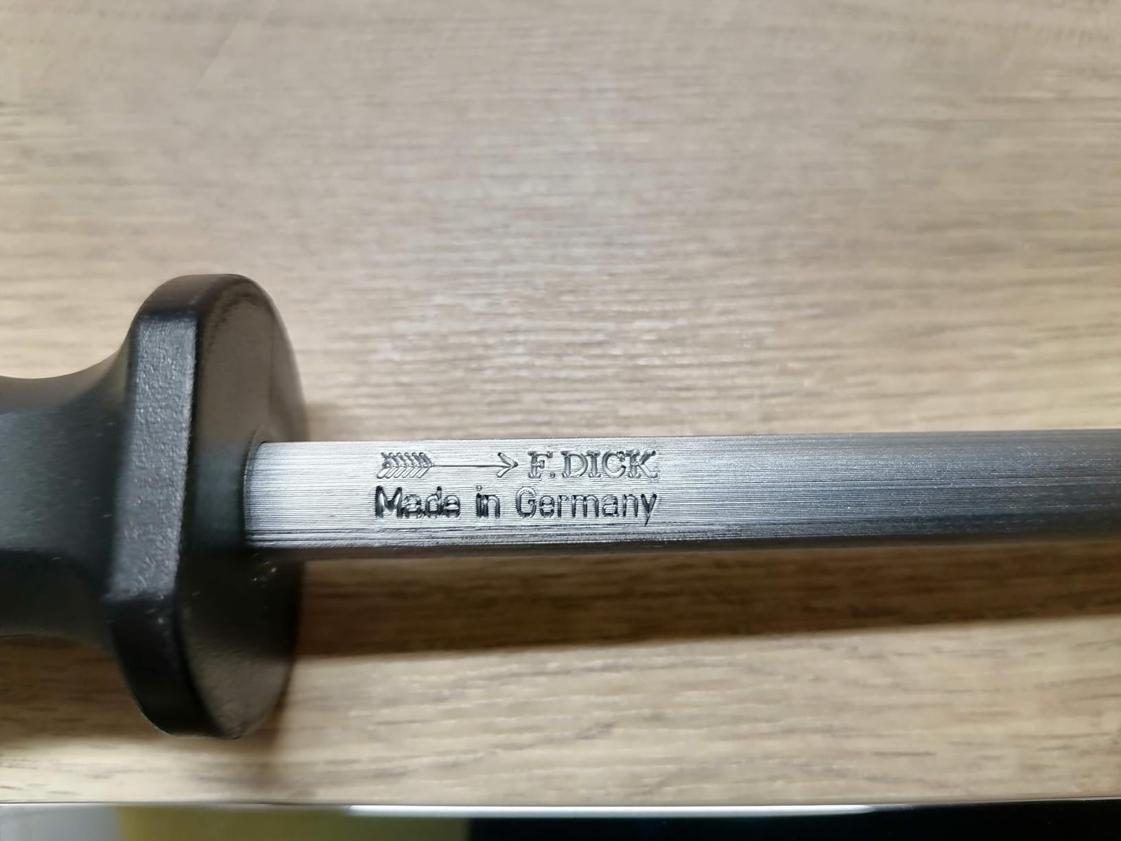 Solide Familienmesser
