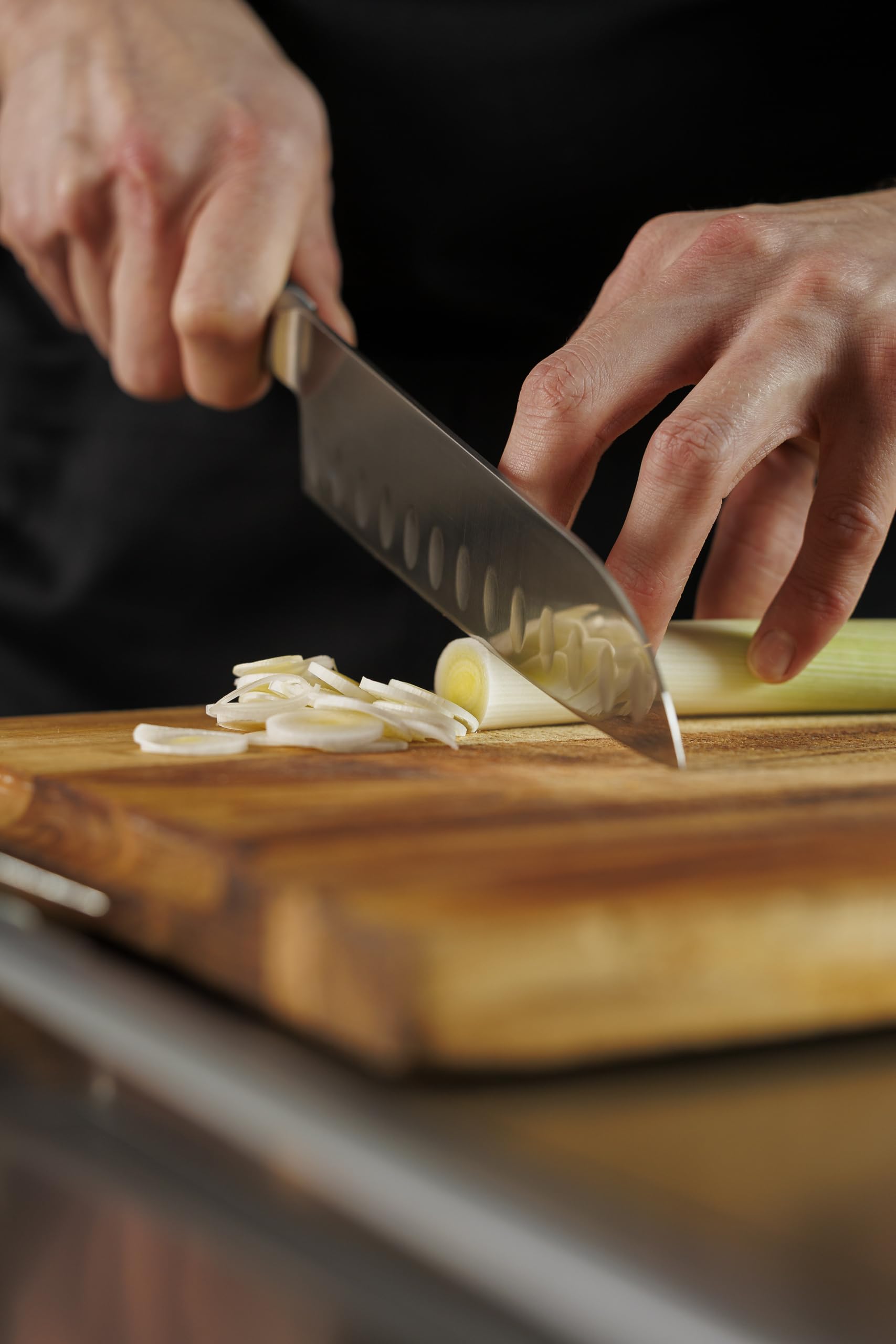 f-dick-activecut-pure-santoku-18-cm-mit-kullenschliff-56-hrc image 4