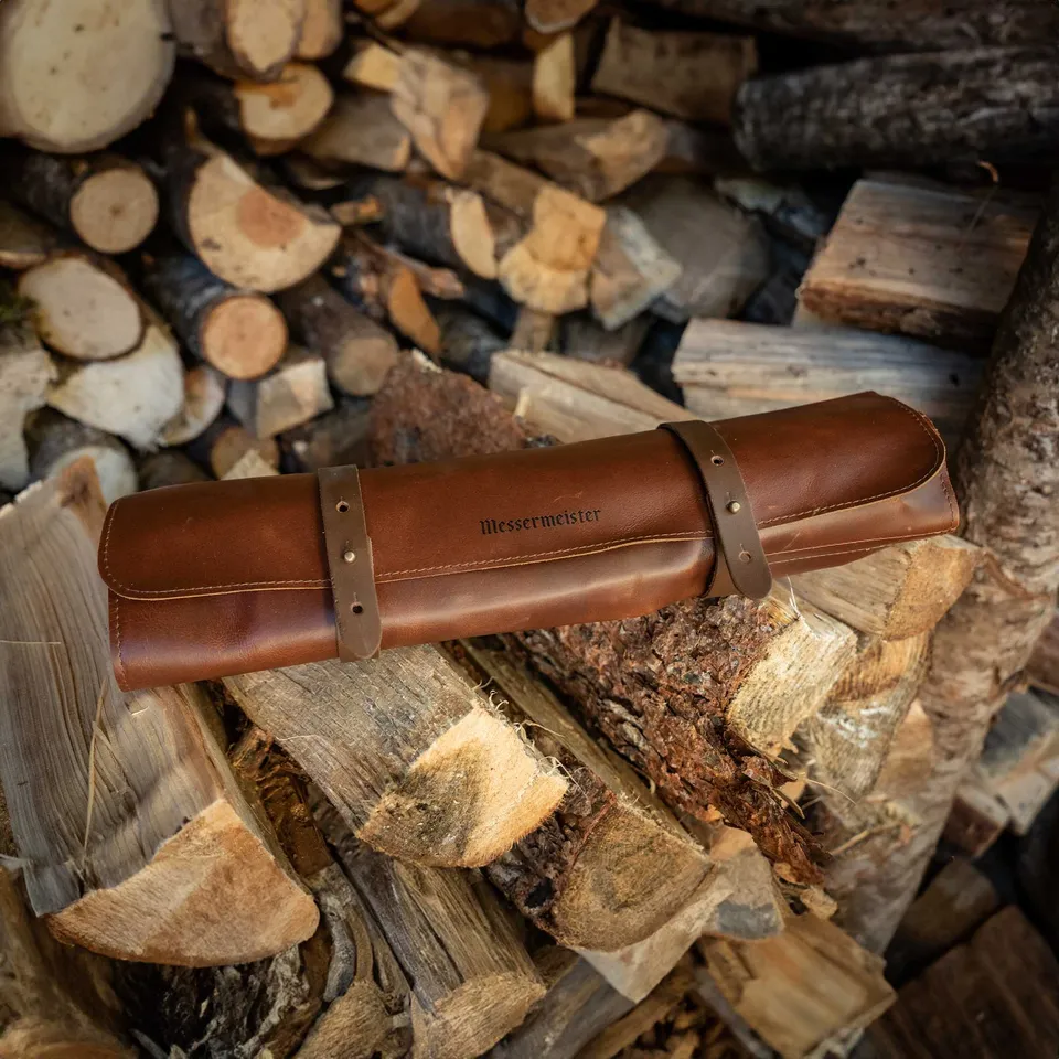 messermeister-overland-leder-messerrolle-5-f-cher-cognac-braun-mit-pin-verschlus image 1