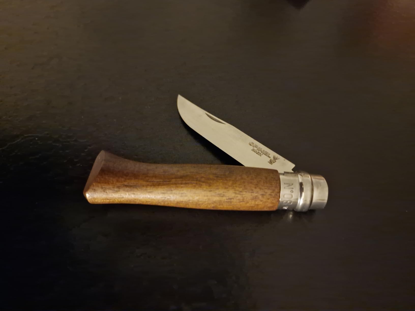 Ganz ok, Holz arbeitet