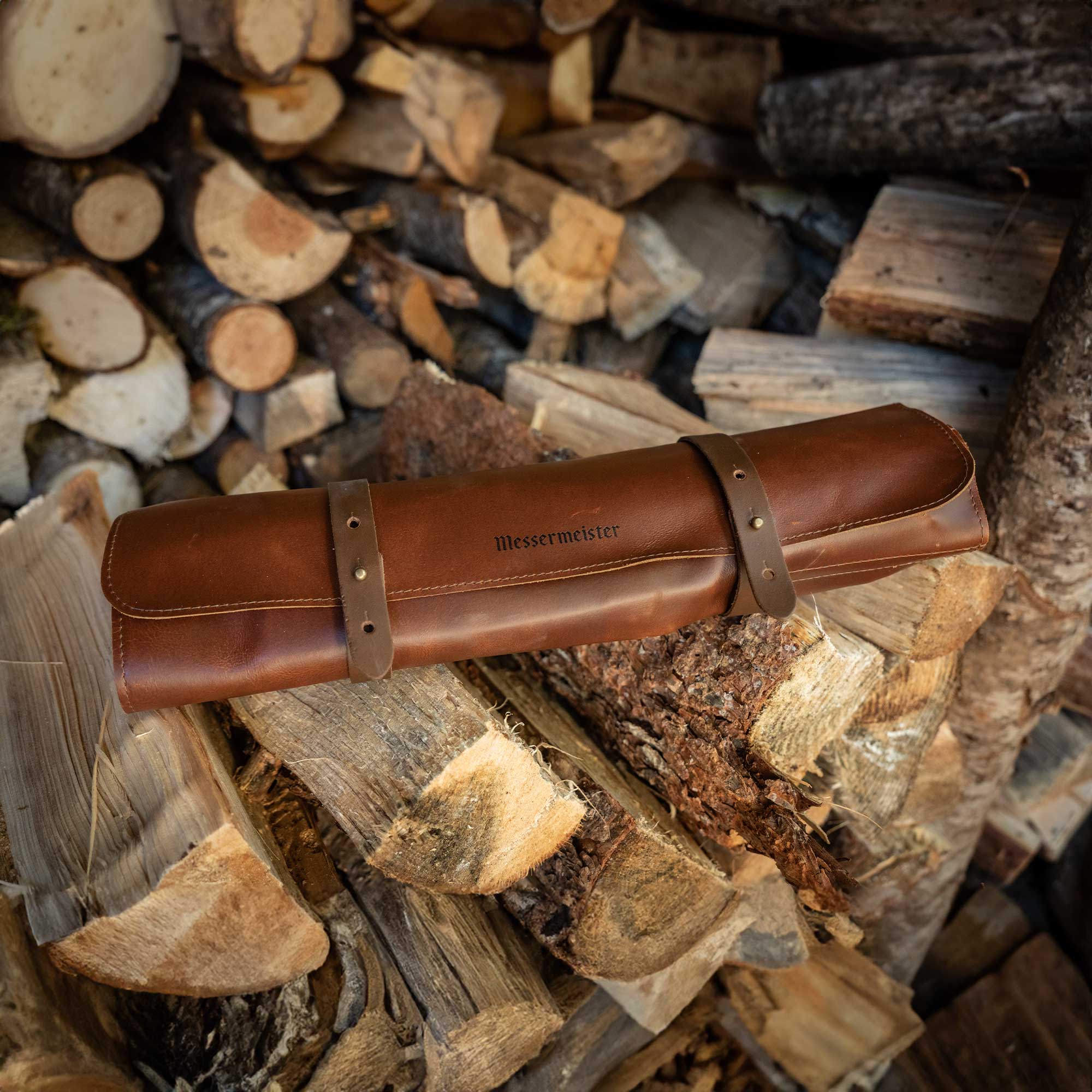 messermeister-overland-leder-messerrolle-5-f-cher-cognac-braun-mit-pin-verschlus image 2